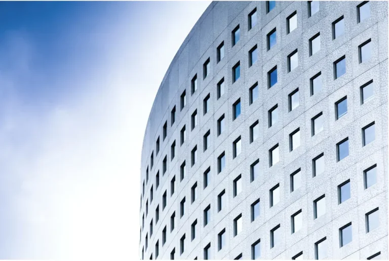 Modern curved office building